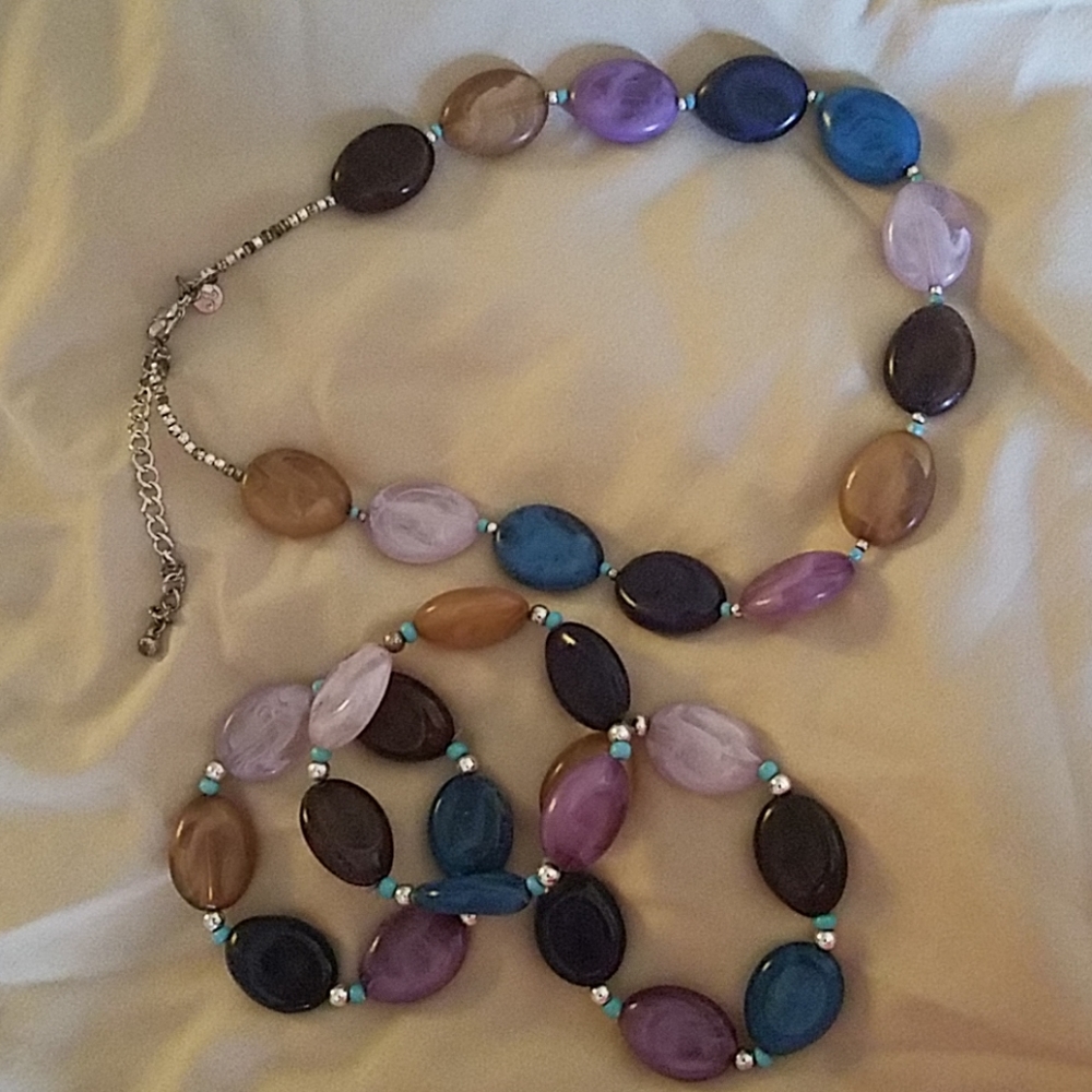 Necklace & bracelets set